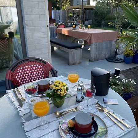 Bed & Breakfast Navy *